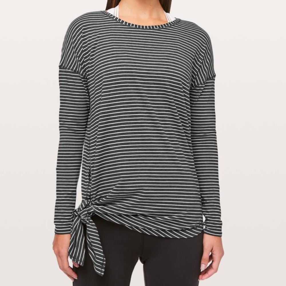 🍋Lululemon To The Point Shirt